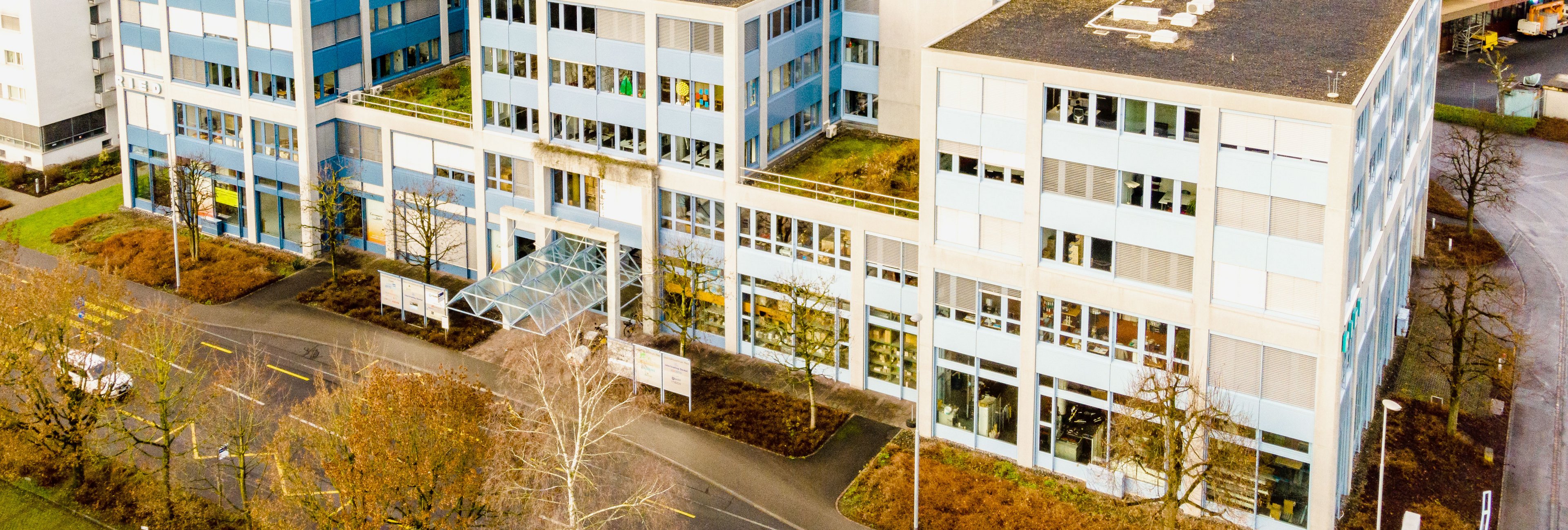 Cégépület Kontron Electronics Schweiz Rotkreuz