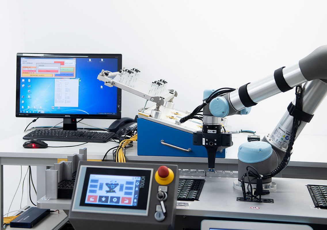 Robot tesztelési módszer System-on-Modules Kontron Electronics Frickenhausen
