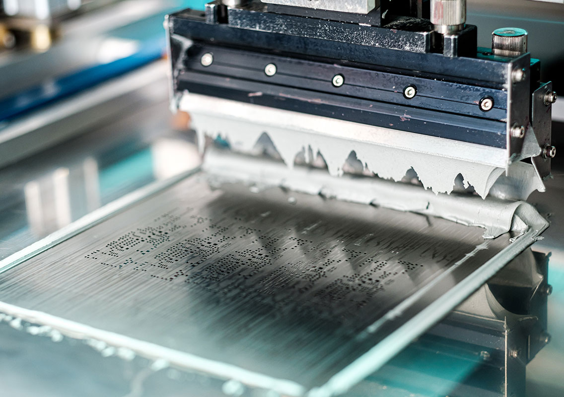 Forrasztópaszta nyomtatás az elektronikai gyártásban Kontron Electronics Hungary Tabulátorlap